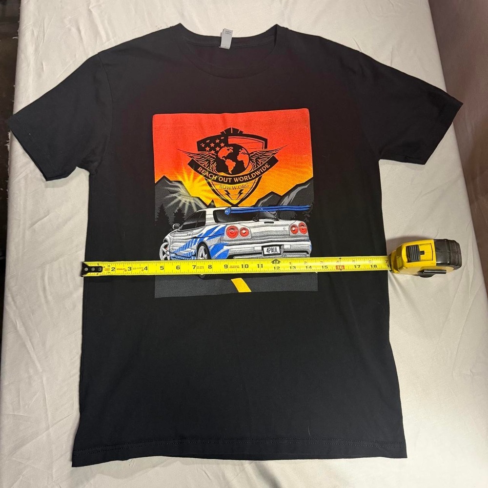 Reach Out Worldwide Nissan Skyline Graphic Tee — Size Small